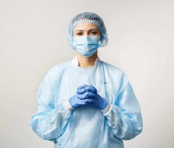 I chirurghi si rifiutarono di operare l’orfana.