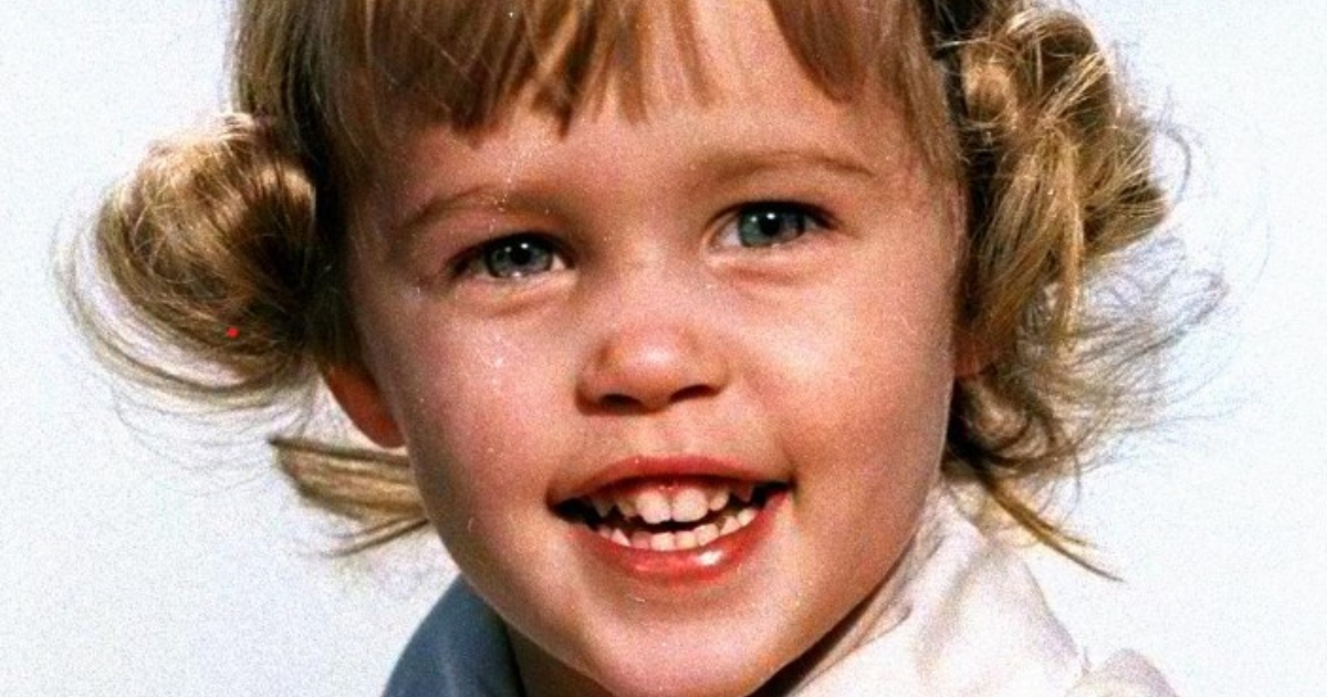 Amata Star degli Anni ’70 Lascia Hollywood per Crescere 6 Figli, tra cui Uno con Autismo!: Ecco Dove la Vita l’ha Portata Oggi!    