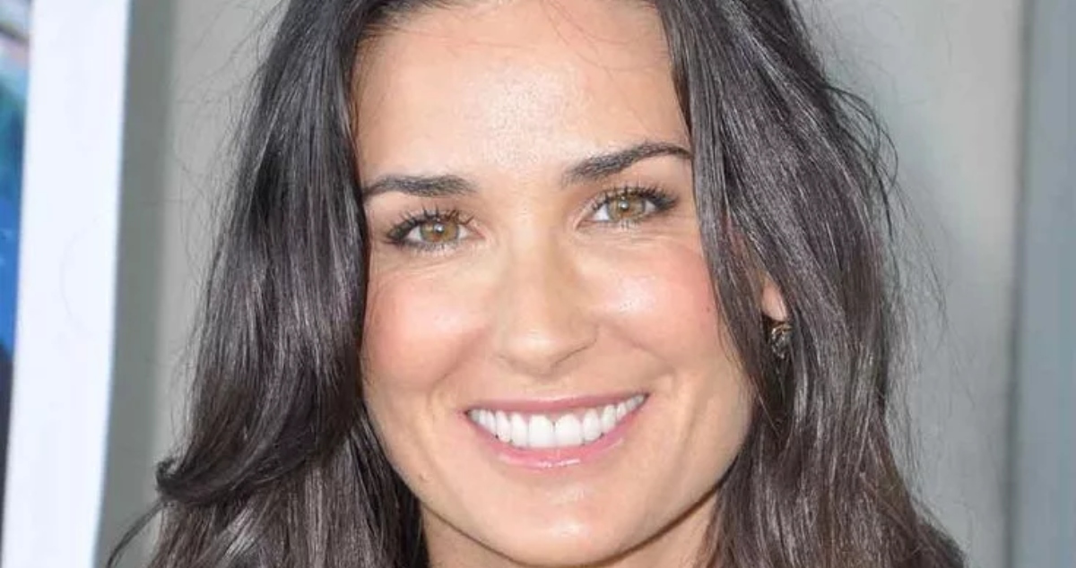 «Via quel filler strano alle guance»: Demi Moore, 62 anni, lascia i fan senza parole con il suo nuovo look!