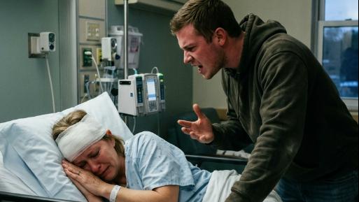 Dopo essere stata investita da un’auto, giacevo in ospedale con ferite gravi. Qualche ora più tardi, mio marito irruppe nella stanza urlando: «Basta con il dramma! Alzati e cucina per il compleanno di mia madre». Non dissi nulla.